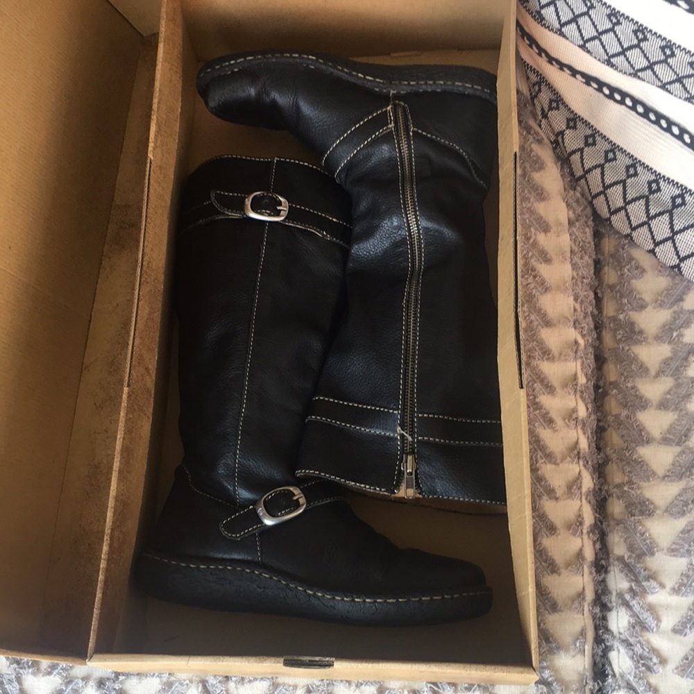Born Leather Boots